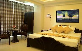 Silver Oaks Suites & Hotel